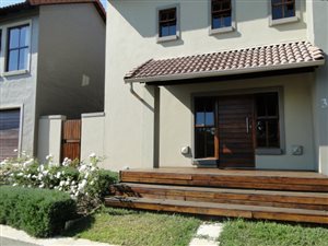 2 Bed Cluster in Dainfern