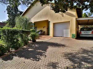 3 Bed House in Hayfields
