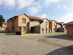 2 Bed Townhouse in Newmarket Park