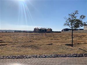 5045 m² Land available in Blue Hills