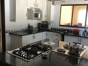 6 Bed House in Birchleigh North