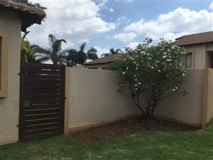 3 Bed House in Country View
