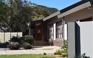 4 Bedroom House in Panorama