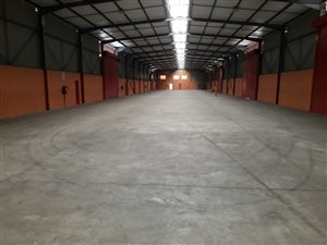 1760 m² Industrial space in Alton