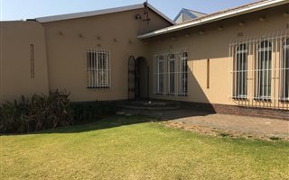3 Bedroom House in Isandovale