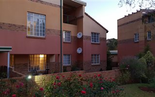 3 Bedroom Duplex in Elarduspark