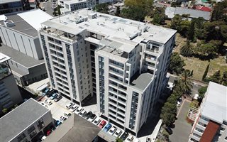 2 Bedroom Apartment in Claremont Upper