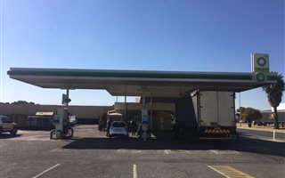 2800 m² Industrial space in Springs Central