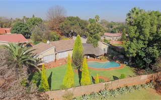 4 Bedroom House in Wierda Park