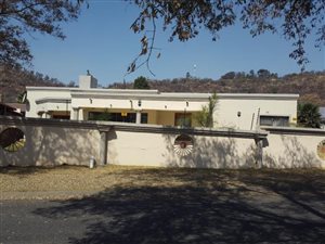 3 Bed House in Alan Manor