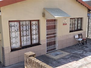 3 Bed House in Brookdale