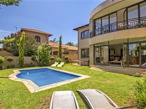 5 Bed House in Broadacres