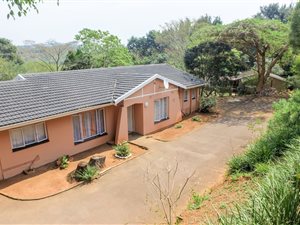 3 Bed House in Waterfall