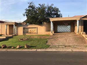 4 Bed House in Diepkloof