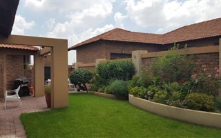 3 Bedroom Cluster in Lambton