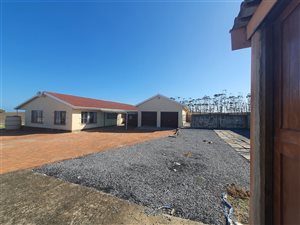 329 ha Farm in East London Rural