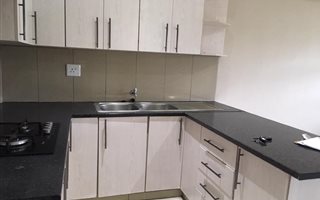 2 Bedroom House in Arboretum