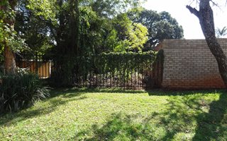 1758 m² Land available in Murrayfield