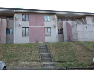 2 Bed Apartment in Bellair