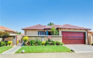 3 Bedroom House in Cosmo City