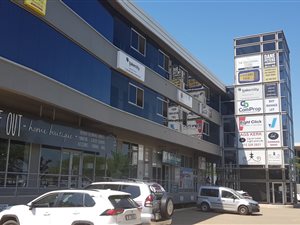 77 m² Office Space in Ballito Commercial District