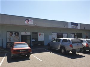 91 m² Commercial space in Greenfields