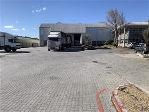 2400 m² Industrial space in Elsies River Industrial