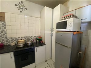 2 Bed Apartment in Gezina