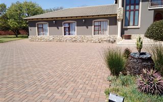 4 Bedroom House in Broadlands