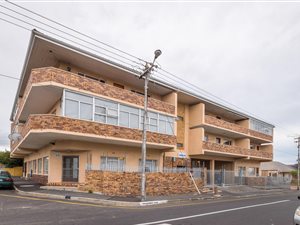 2 Bed Apartment in Avondale