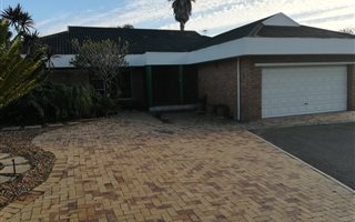 3 Bedroom Townhouse in Eversdal Heights