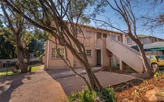 2 Bedroom Apartment in Newlands