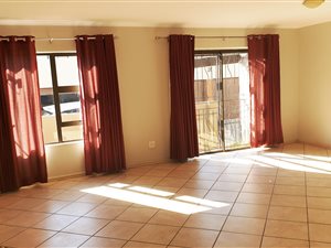 3 Bed Duplex in Louwlardia