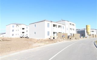 2 Bedroom Apartment in Parklands