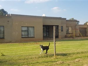 9673 m² Farm in Three Rivers