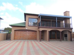 3 Bed Cluster in Norton Park