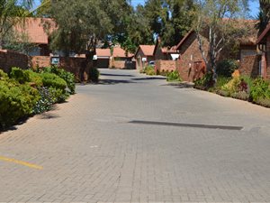 3 Bed Townhouse in Meyerspark