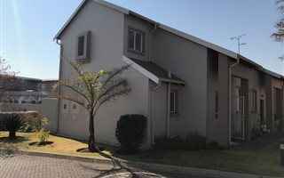 3 Bedroom Duplex in Greenstone Hill