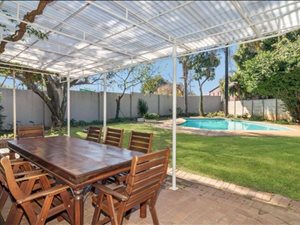 3 Bed House in Menlo Park