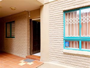 3 Bed Flat in Amanzimtoti