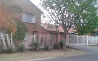 5 Bedroom House in Highveld Techno Park