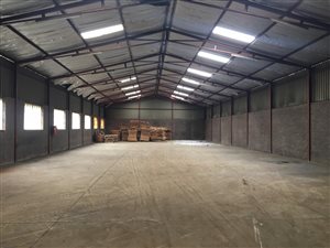 1500 m² Industrial space in Vulcania
