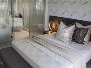 2 Bed Apartment in Waterfall Estate