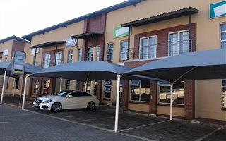 250 m² Office Space in Melodie