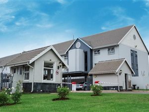 2 Bed Apartment in Centurion CBD