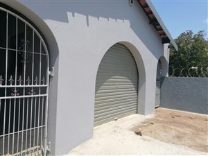 5 Bed House in Shallcross