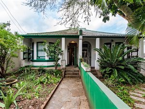 3 Bed Apartment in Glenwood