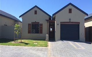 3 Bedroom Townhouse in Buh Rein Estate