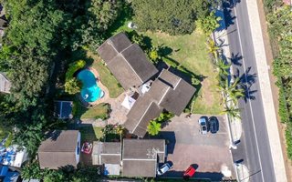 3 Bedroom House in Manors