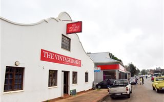 212 m² Commercial space in Howick